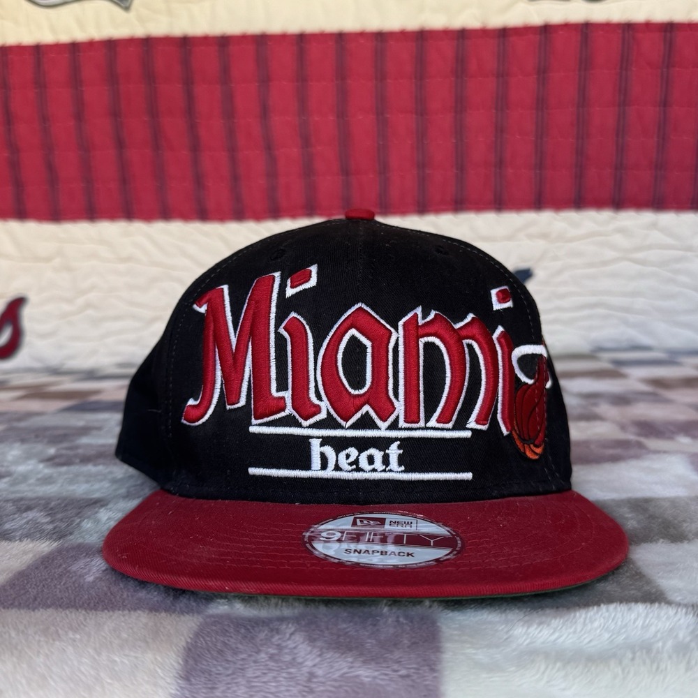 Miami Heat Hat Cap SnapBack‎ Red Black New Era 9Fifty  NBA Adjustable